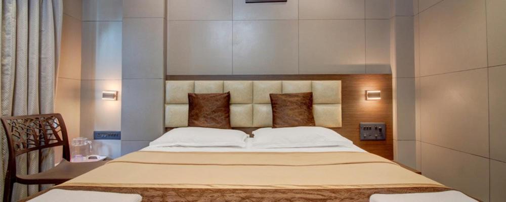 Hotel Leela Kalján Kültér fotó